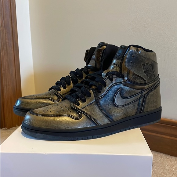 Air Jordan Retro 1 “ WINGS “
